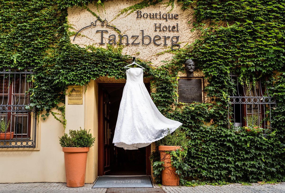 Fotograf na svatbu Mikulov, Svatební fotograf Mikulov, Fotograf na svatbu Botique Hotel Tanzberg, Svatební fotografie  Botique Hotel Tanzberg, Svatební fotografie Mikulov, Foto svatby Botique Hotel Tanzberg, Foto svatba Mikulov, 