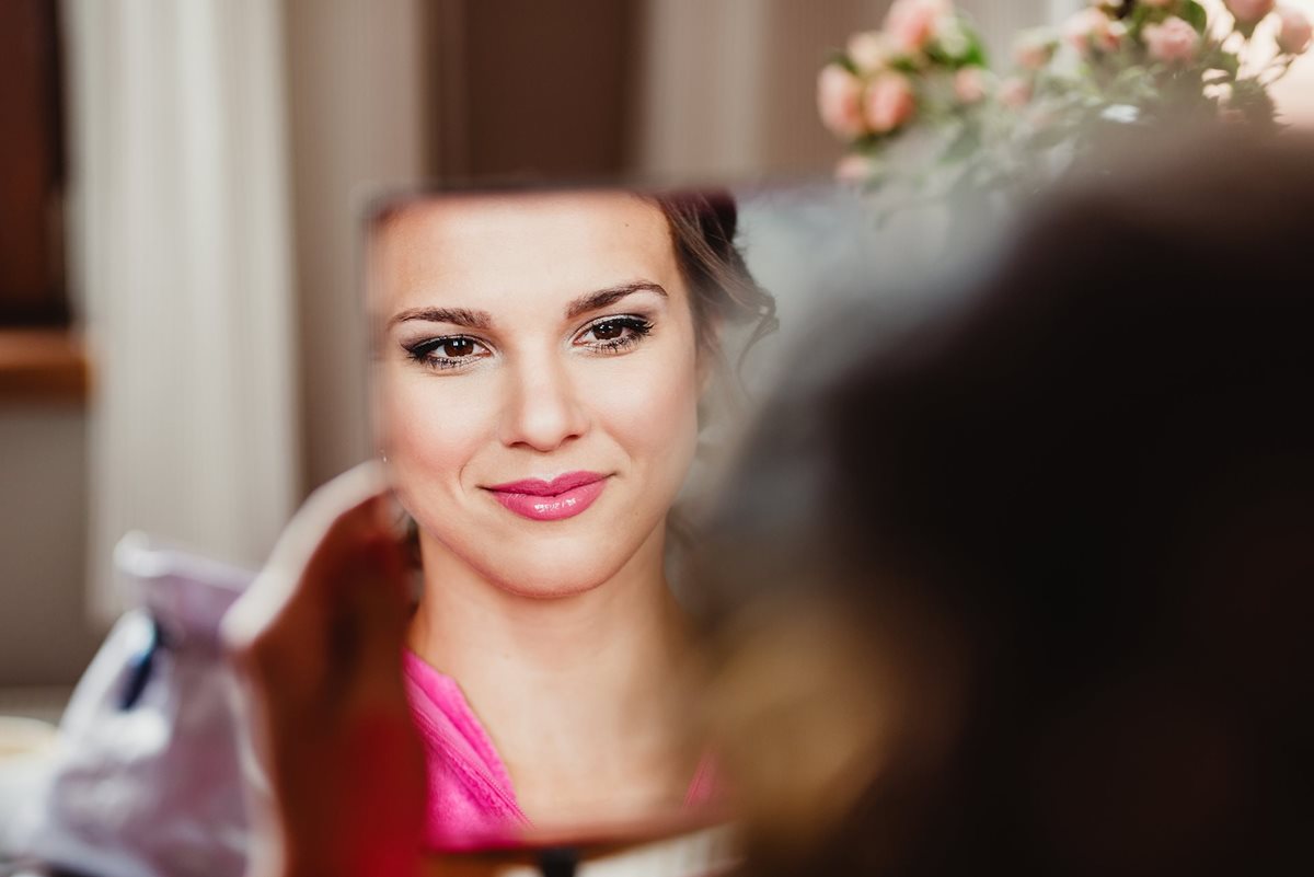 Ranní přípravy nevěsty Botique Hotel Tanzberg Mikulov, Fotograf na svatbu Mikulov, Svatební fotograf Mikulov, Fotograf na svatbu Botique Hotel Tanzberg, Svatební fotografie  Botique Hotel Tanzberg, Svatební fotografie Mikulov, Foto svatby Botique Hotel Tanzberg, Foto svatba Mikulov, 