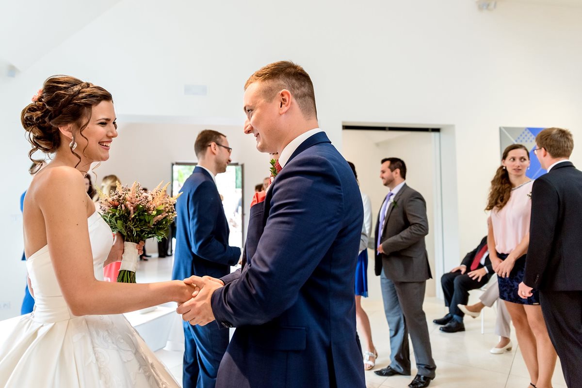 Svatební obřad galerie Závodný Mikulov, Svatební fotky galerie Závodný Mikulov, Fotograf na svatbu Mikulov, Svatební fotograf Mikulov, Fotograf na svatbu Botique Hotel Tanzberg, Svatební fotografie  Botique Hotel Tanzberg, Svatební fotografie Mikulov, Foto svatby Botique Hotel Tanzberg, Foto svatba Mikulov, 
