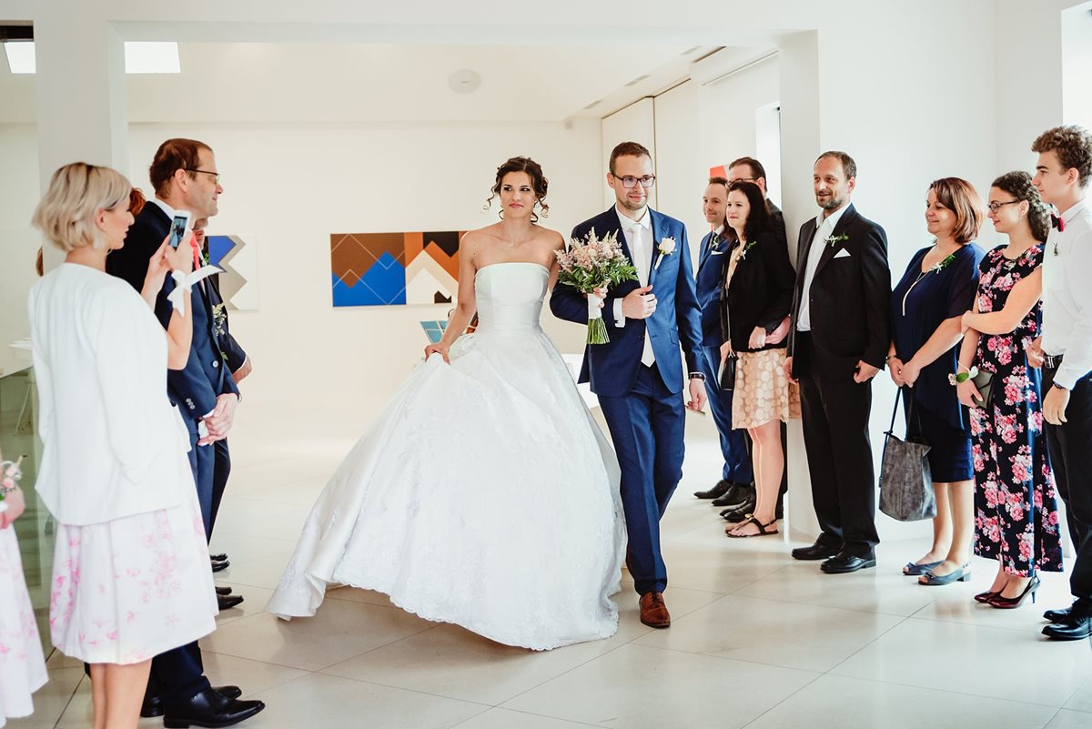 Svatební obřad galerie Závodný Mikulov, Svatební fotky galerie Závodný Mikulov, Fotograf na svatbu Mikulov, Svatební fotograf Mikulov, Fotograf na svatbu Botique Hotel Tanzberg, Svatební fotografie  Botique Hotel Tanzberg, Svatební fotografie Mikulov, Foto svatby Botique Hotel Tanzberg, Foto svatba Mikulov, 