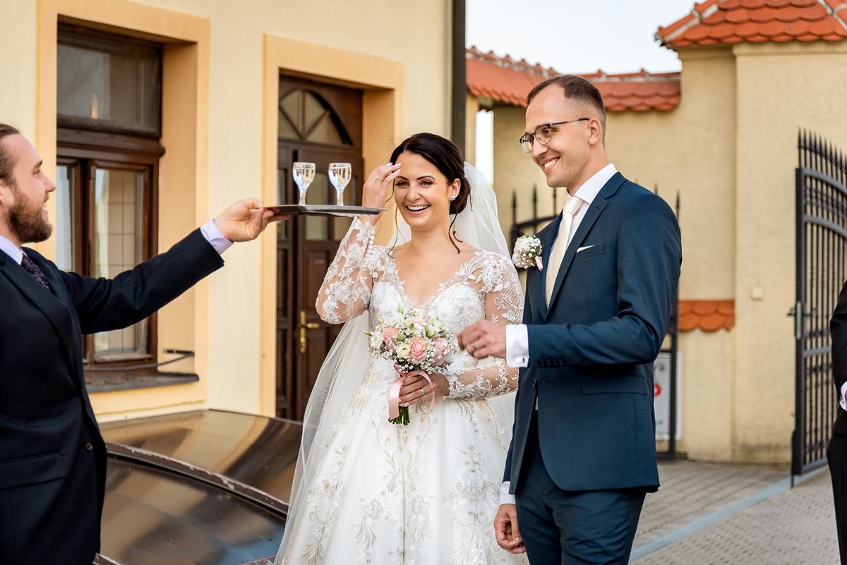 Svatební  hostina, svatební tabule, svatební dort, svatební tradice