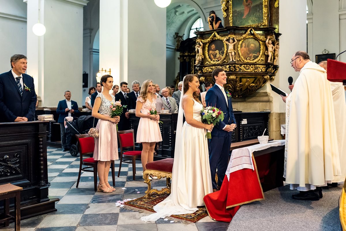 Svatební obřad, svatební obřad v kostele svatého Tomáše v Brně, svatební obřad Brno